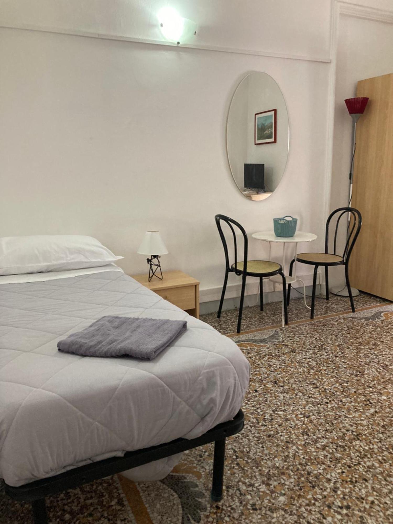 Guest House Roma Genoa Luaran gambar